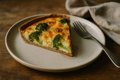 Gratin mit dünnem Vollkornboden und Brokkoli
